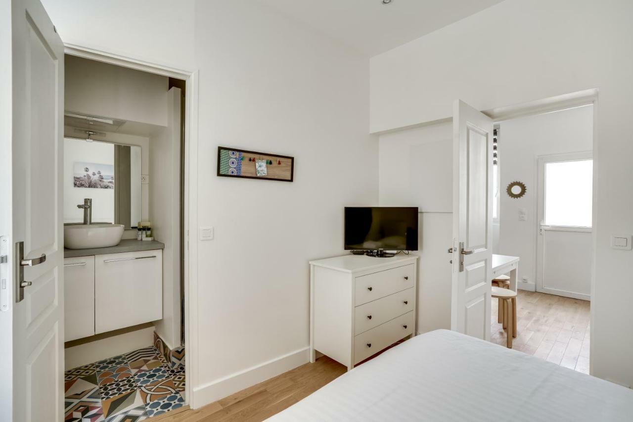 Apartment 3 People Close Eiffel Tower By Weekome Paris Extérieur photo