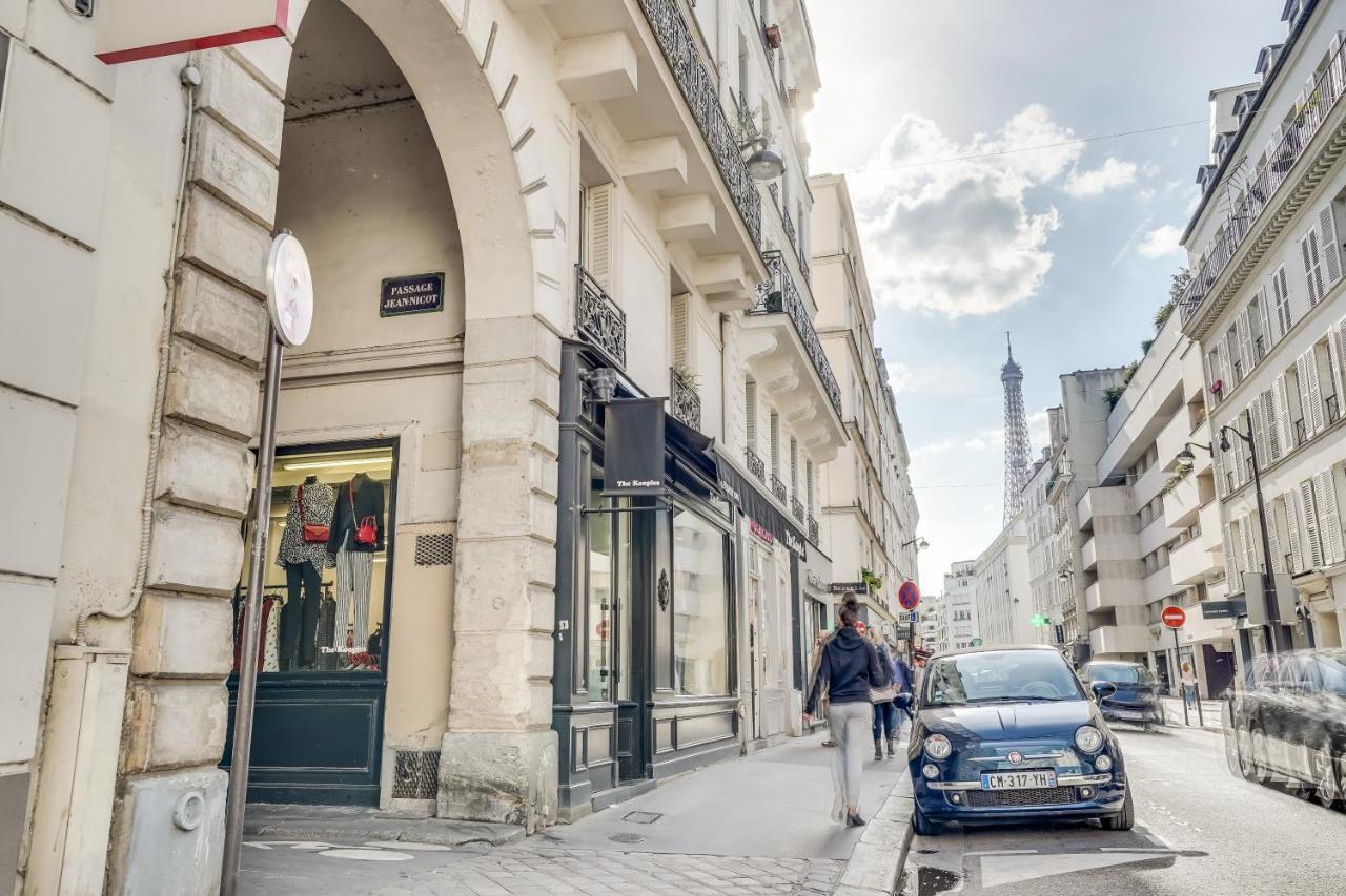 Apartment 3 People Close Eiffel Tower By Weekome Paris Extérieur photo
